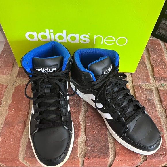 Adidas Neo Hoops Versatile MID BASKETBALL INSPIRED SNEAKERS Size 7.5 Men - Picture 5 of 8